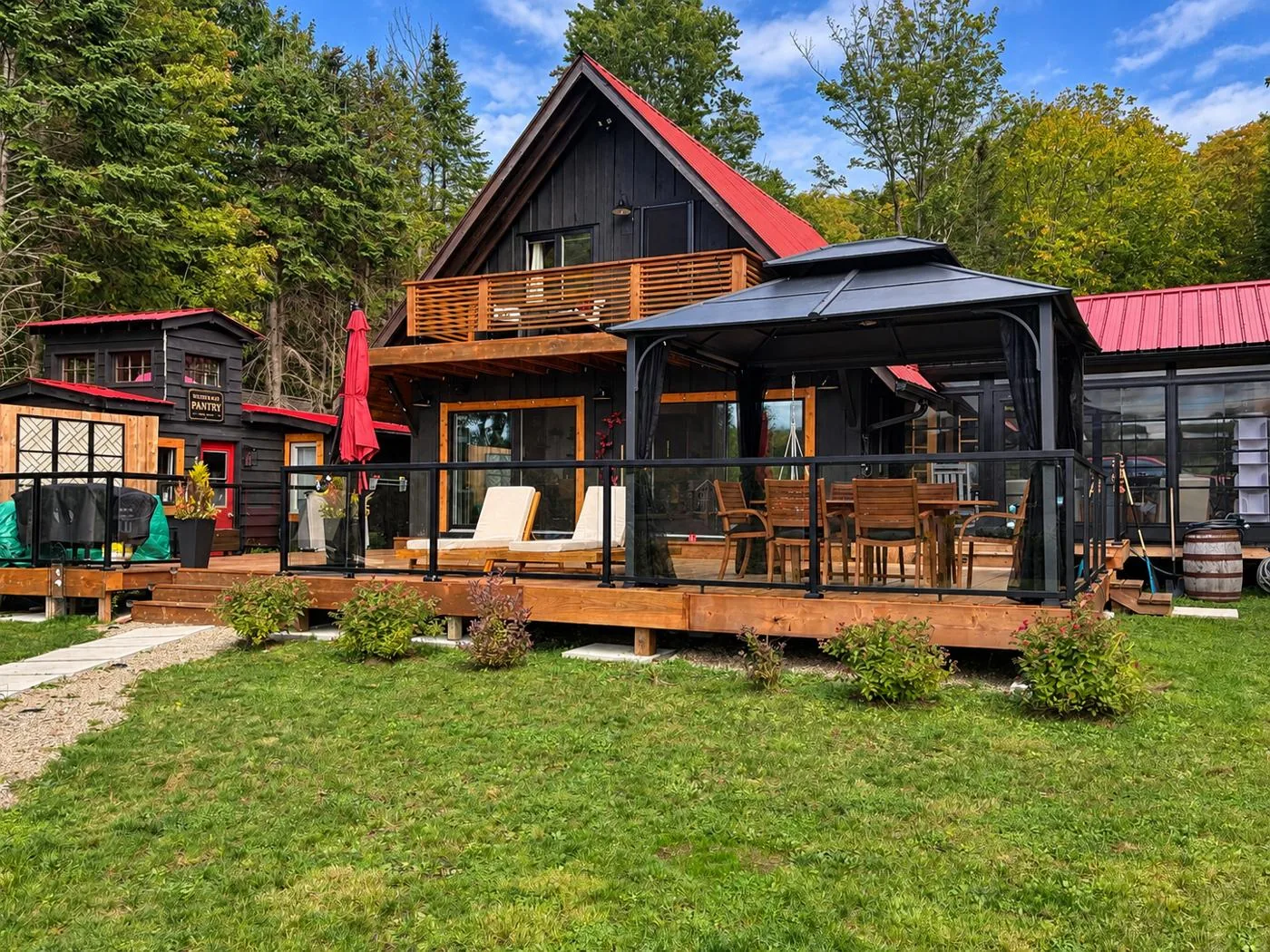 The Wilson Retreat Lakehouse, deck, gazebo and Pantry