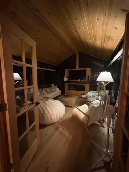 Warm light in the Haliburton Room