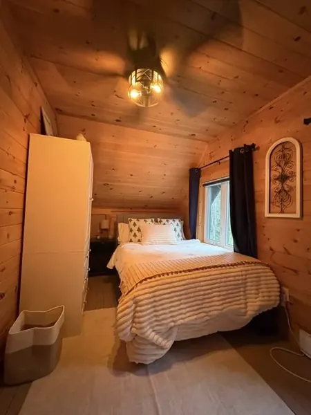 Shared Bedroom, 2 Double Beds