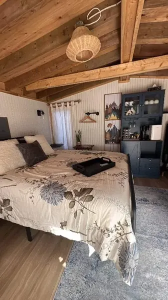 The Cedars Bunkie