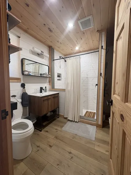 Main floor bathroom