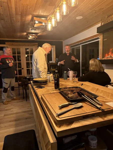 Sharing an evening in the kitchen